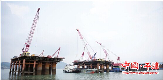 Construction of railroad bridge in full swing in Pingtan