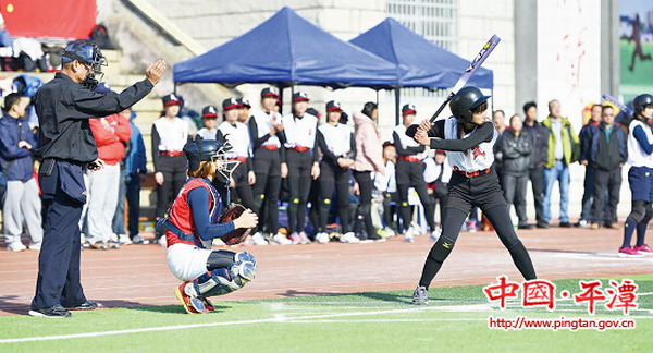 Cross-straits softball game held in Pingtan